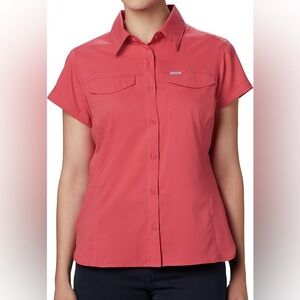 Columbia Women’s Silver Ridge Lite Short Sleeve Shirt, Size Small, Pink/Salmon